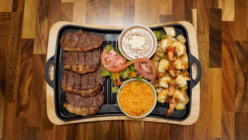 Casa Azteca Mexican Grill