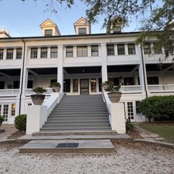 Greyfield Inn