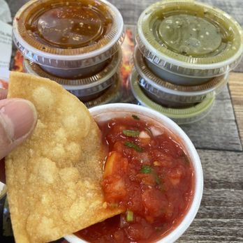 El Colima mexican Grill - Super tasty salsa and chip - Mexican Near Me - Jurupa Valley, California