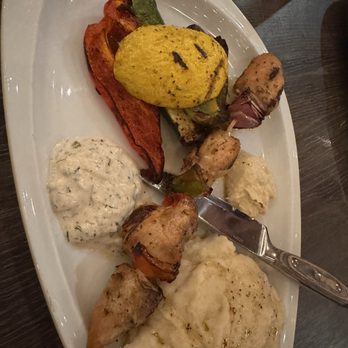 Hapy Bistro - Mediterranean Near Me - Pismo Beach, California