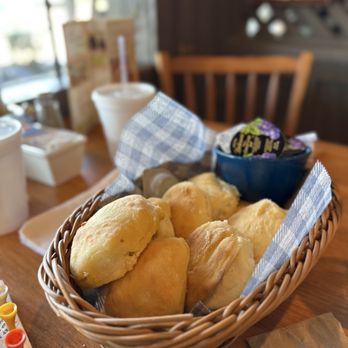 Cracker Barrel Old Country Store - Complimentary Buttermilk Biscuits - Southern Near Me - Rosenberg, Texas Cracker Barrel Old Country Store - Complimentary Buttermilk Biscuits - Southern Near Me - Rosenberg, Texas