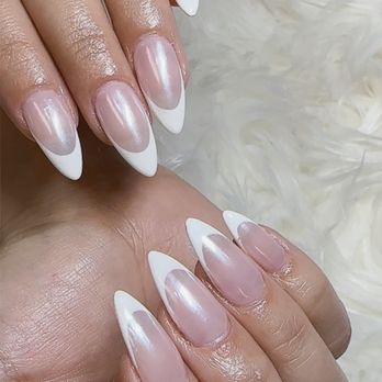 Lavish - Classic French with pearl chrome - Nail Salons Near Me - Baton Rouge, Louisiana Lavish - Classic French with pearl chrome - Nail Salons Near Me - Baton Rouge, Louisiana