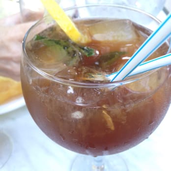 Cafe Bar El Candil - This is my mojito. Who makes a mojito like this?? Blech. Bad, slow service. Even if the location is great, pass this place. - Bars Near Me - Granada, GR