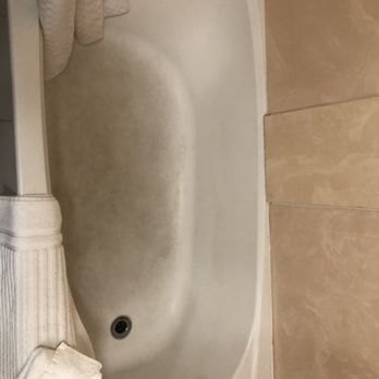 Comfort Suites - The bathtub in room 310, 316 looks the same - Hotels Near Me - Canton, Michigan Comfort Suites - The bathtub in room 310, 316 looks the same - Hotels Near Me - Canton, Michigan
