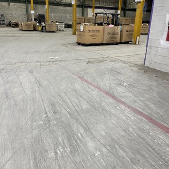USPS - Distribution center interior - very few boxes just sitting there. No employees in sight. - Post Offices Near Me - District Heights, Maryland