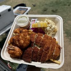 Sandy Beach Food Truck - Seafood Combo