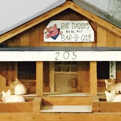 Big Daddy's Real Pit Bar B Que