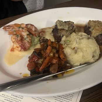 Cooper’s Hawk Winery & Restaurant - Surf and turf - Desserts Near Me - Gilbert, Arizona Cooper’s Hawk Winery & Restaurant - Surf and turf - Desserts Near Me - Gilbert, Arizona