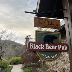 Black Bear Pub - Entrance