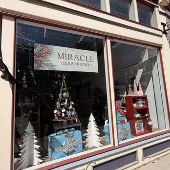 Miracle On River Street - Holiday Decorations Near Me - Manistee, Michigan Miracle On River Street - Holiday Decorations Near Me - Manistee, Michigan
