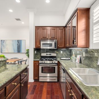 Flux Media - Warm wood, rich stone, and tons of light -- this kitchen in Santa Ana is a dream to photograph! - Real Estate Photography Near Me - La Mirada, California Flux Media - Warm wood, rich stone, and tons of light -- this kitchen in Santa Ana is a dream to photograph! - Real Estate Photography Near Me - La Mirada, California