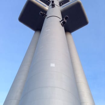 Oblaca observatoř - Pohled na vez od vstupu - Observatories Near Me - Prague, Puerto Rico Oblaca observatoř - Pohled na vez od vstupu - Observatories Near Me - Prague, Puerto Rico