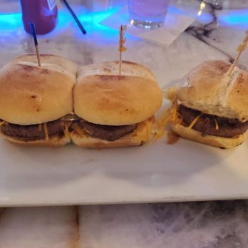Brooks Bar & Grill - Bars Near Me - Naples, Florida