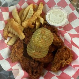 Wings combo (Spicy level) with ranch Wings combo (Spicy level) with ranch