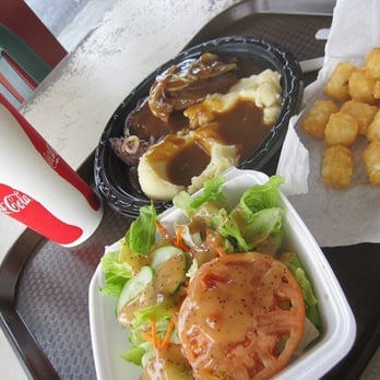 Tex Drive In - Hamburger plate with tater tots - Fast Food Near Me - Honokaa, Hawaii