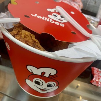 Jollibee - Spicy 6 pc chickenjoy bucket. $14.99. 1,390-2,350 calories. Really good and not that spicy! - Chicken Shop Near Me - Philadelphia, Pennsylvania Jollibee - Spicy 6 pc chickenjoy bucket. $14.99. 1,390-2,350 calories. Really good and not that spicy! - Chicken Shop Near Me - Philadelphia, Pennsylvania