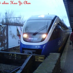 NordWestBahn - Osnabrück - NWB VT 721 am Bf Vegesack; Gesichter bleiben unerkannt!