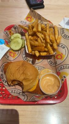 Dave's Hot Chicken by null