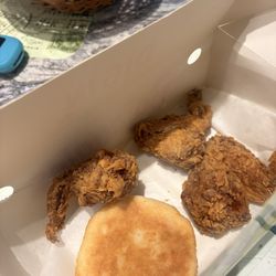 Bojangles - 3 wing dinner what a waste of money