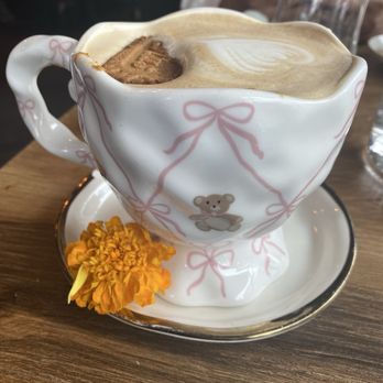 El Encanto - Biscotti latte - Breakfast & Brunch Near Me - San Diego, California El Encanto - Biscotti latte - Breakfast & Brunch Near Me - San Diego, California