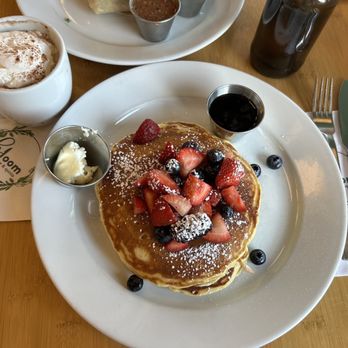Bloom - Buttermilk Pancakes - American Near Me - Santa Clara, California