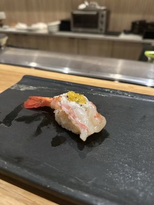 Nomonomo Sushi by null