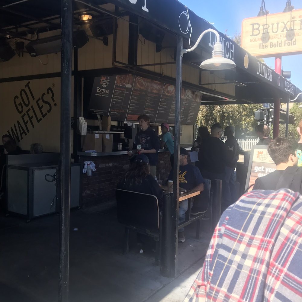 Bruxie - Front of restaurant - Sandwiches Near Me - Orange, California