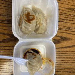 Dim Sum King - YUM pork fried dumplings!!!! Delicious! I will be back!