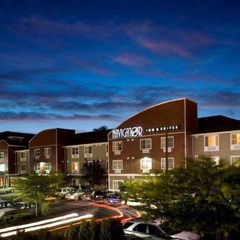 1. Executive Residency By Best Western Navigator Inn & Suites