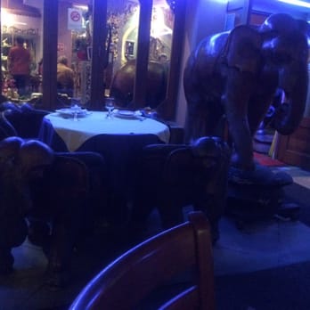 Chiangmai Thai Restaurant - Atmosphere - Thai Near Me - Surfers Paradise, QLD Chiangmai Thai Restaurant - Atmosphere - Thai Near Me - Surfers Paradise, QLD