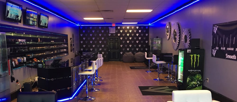 Social spots from Smooth Vapor