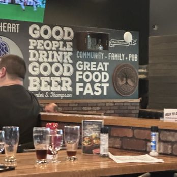 Harbor & Hops - New American Near Me - Jeffersonville, Indiana