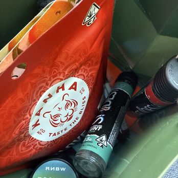 The Artist Tree - Cannabis Dispensaries Near Me - West Hollywood, California The Artist Tree - Cannabis Dispensaries Near Me - West Hollywood, California