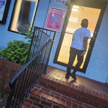 NarWhals Rolled Ice Cream - Ice Cream & Frozen Yogurt Near Me - Richmond, Virginia