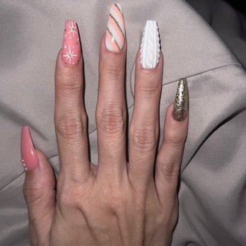 Che Bella Nails & Spa - Nails - Nail Salons Near Me - Bulverde, Texas