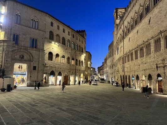 Palazzo dei Priori by null