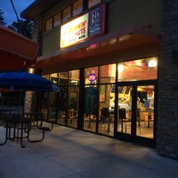Dunkin' - The front