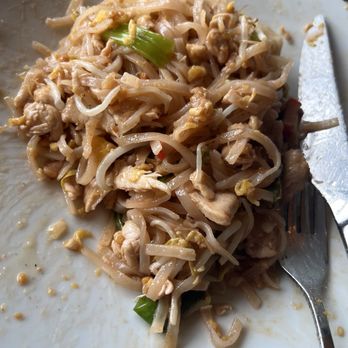 Mai Thai - Pad Thai - Thai Near Me - Alexandria, Virginia Mai Thai - Pad Thai - Thai Near Me - Alexandria, Virginia