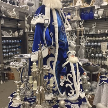 Holiday Warehouse - Home Decor Near Me - Plano, Texas Holiday Warehouse - Home Decor Near Me - Plano, Texas