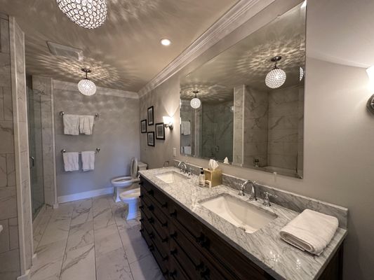Glen Gordon Manor by null