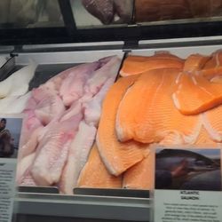 Lighthouse Seafood - Fresh fish