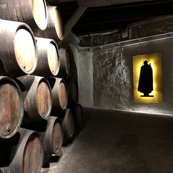 Sandeman - Wineries Near Me - Vila Nova de Gaia, 13
