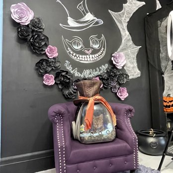 Selfie Studio Tea Lounge - Bengal cat meets Cheshire cat!! - Bubble Tea Near Me - Lockeford, California