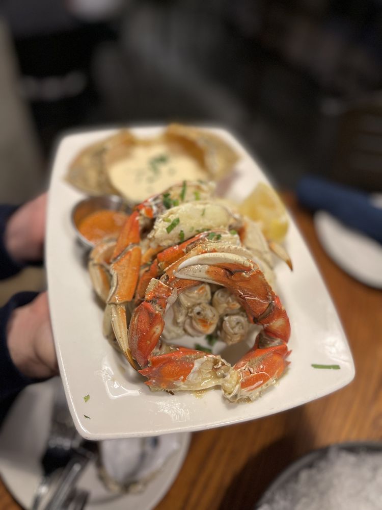 Taylor Shellfish Oyster Bar