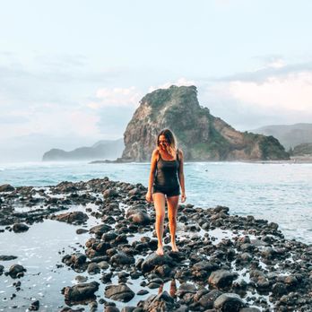 Piha Beach - Beaches Near Me - Auckland, AUK