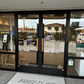 sweetgreen - Healthy Salads, Wraps, and Bowls - the entrance to a sweet life store - Salad Near Me - Campbell, California