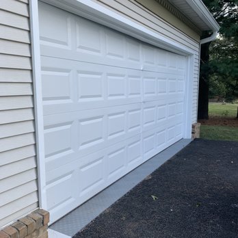 24 Hours Garage Doors Repair Reston Virginia - New garage door install - Garage Door Services Near Me - Reston, Virginia