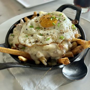 Bardstown Bourbon Company - Kentucky Poutine added an egg - New American Near Me - Bardstown, Kentucky Bardstown Bourbon Company - Kentucky Poutine added an egg - New American Near Me - Bardstown, Kentucky