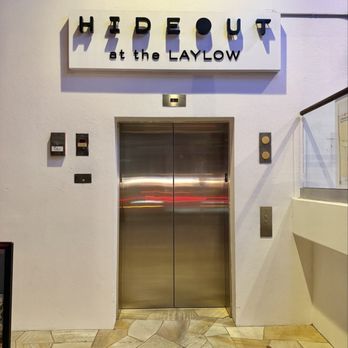 Hideout - Elevator to go up - Bars Near Me - Honolulu, Hawaii