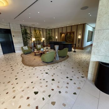 Ka La'i Waikiki Beach, LXR Hotels & Resorts - Ground floor seating - Hotels Near Me - Honolulu, Hawaii